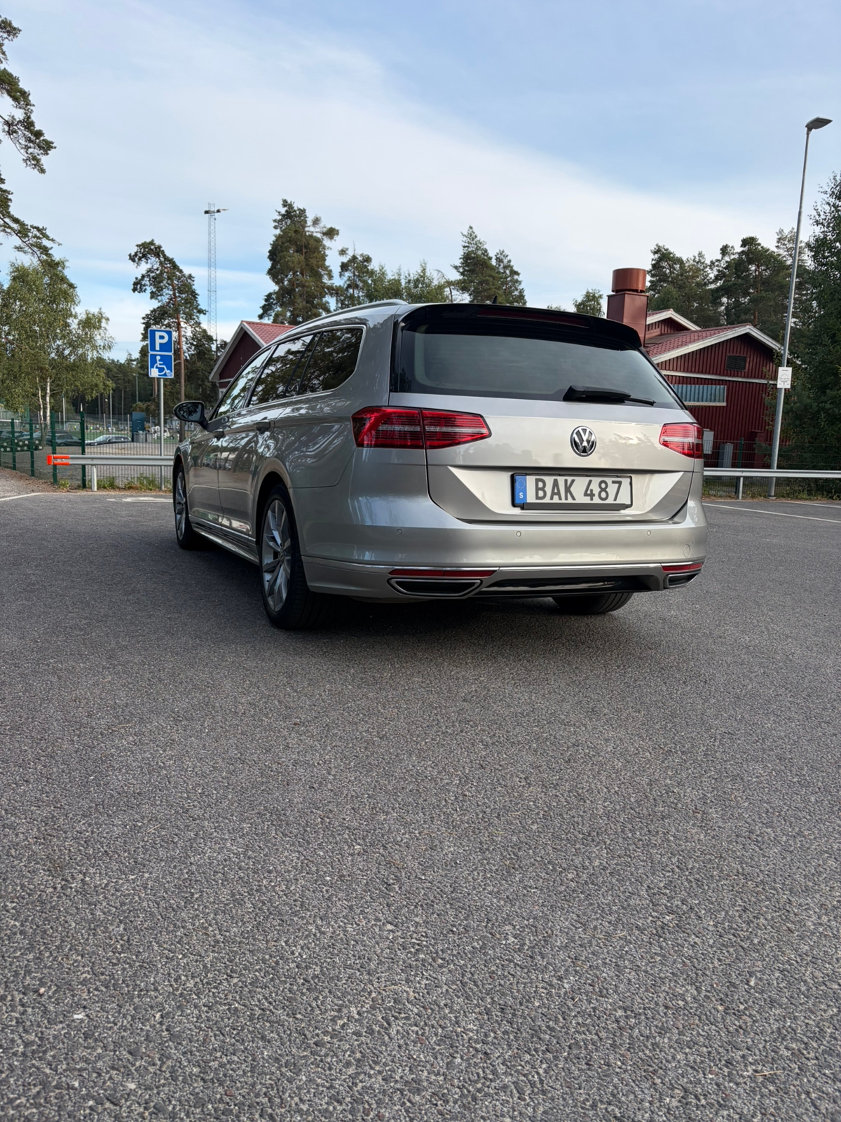 Volkswagen Passat 2016, bild 6/10