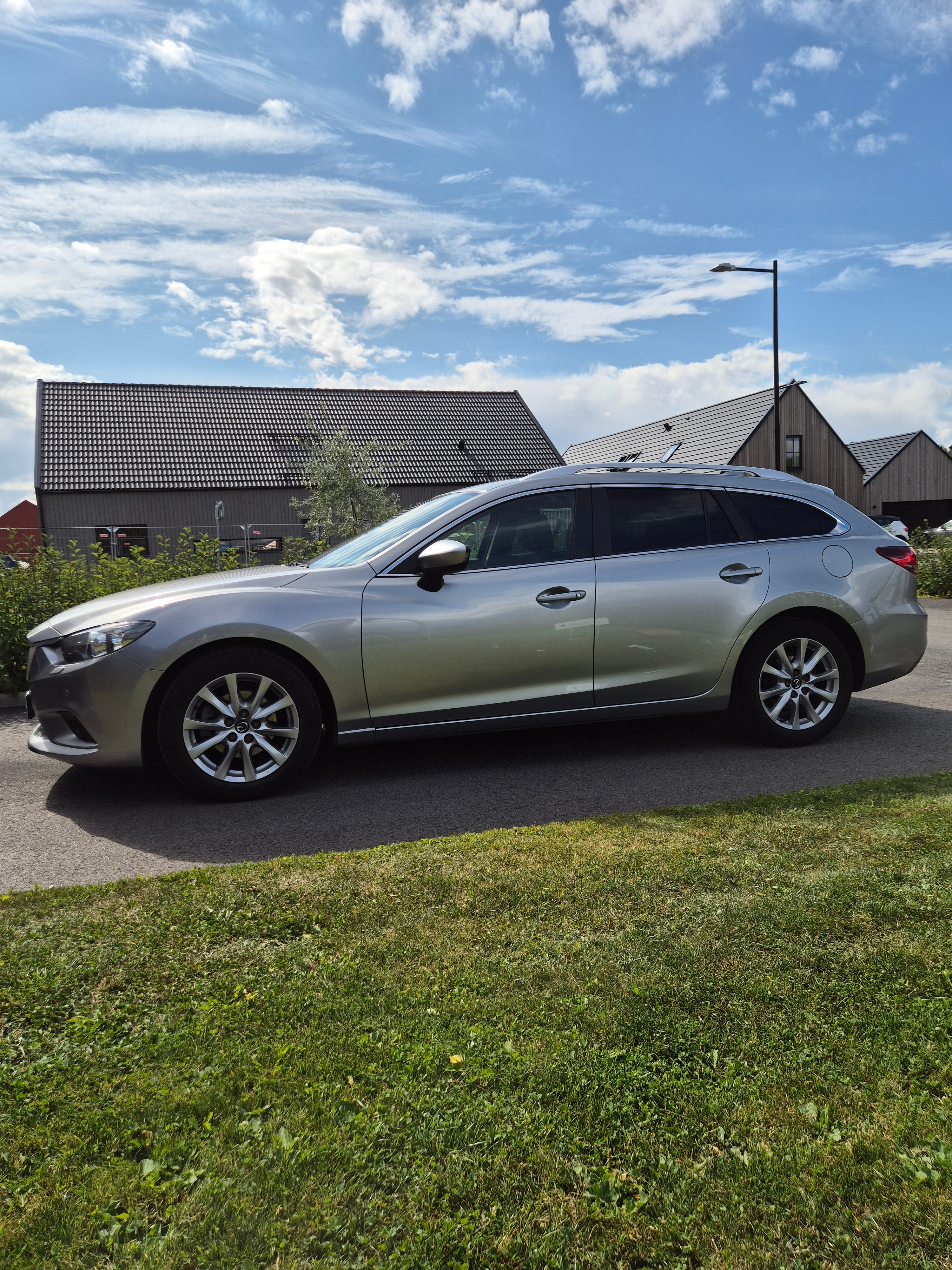 Mazda 6 Wagon 2.0 SKYACTIV-G Manuell 2014, bild 3/9