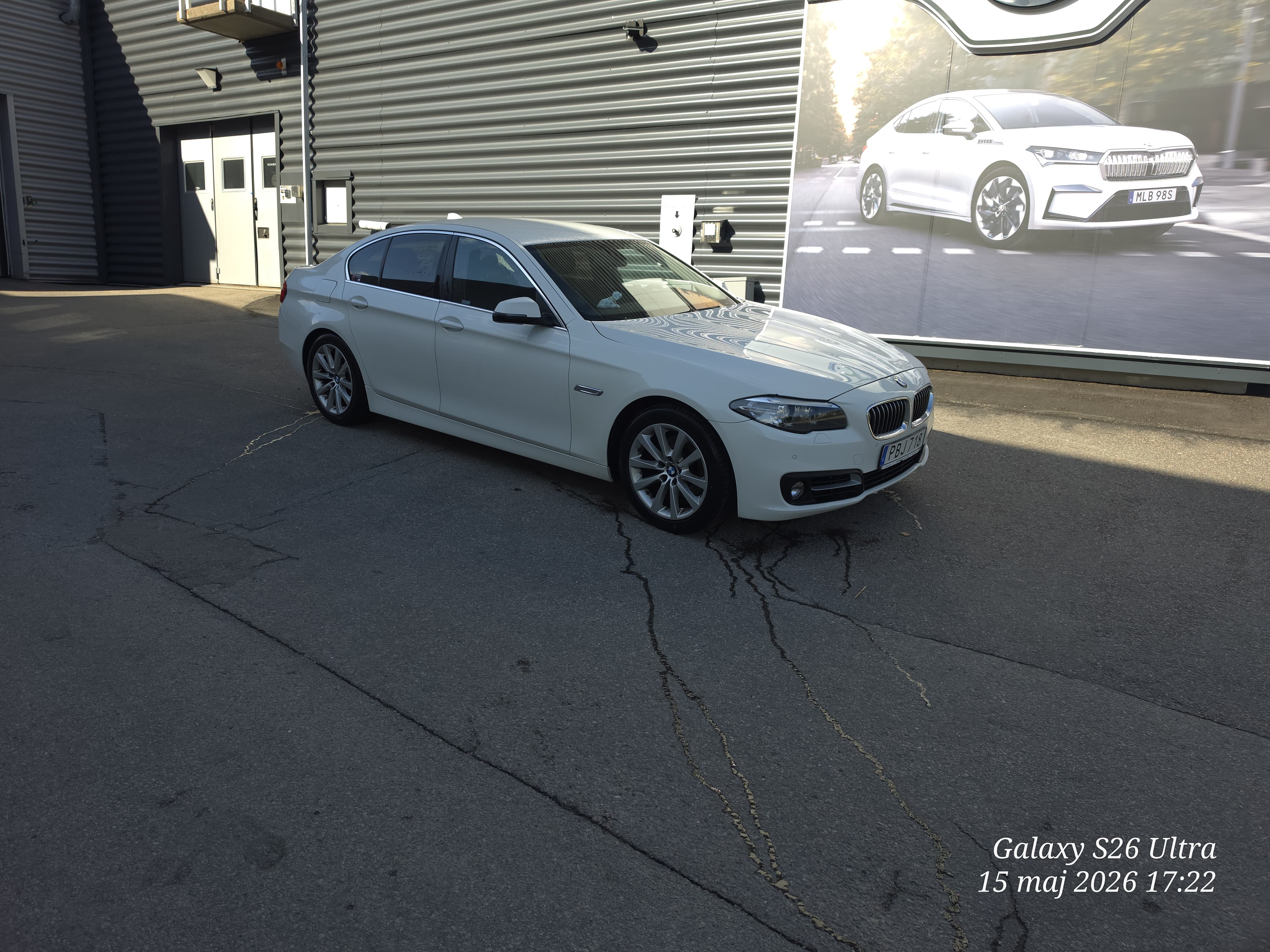 BMW 520 d xDrive Sedan Steptronic 2016, photo 2/6
