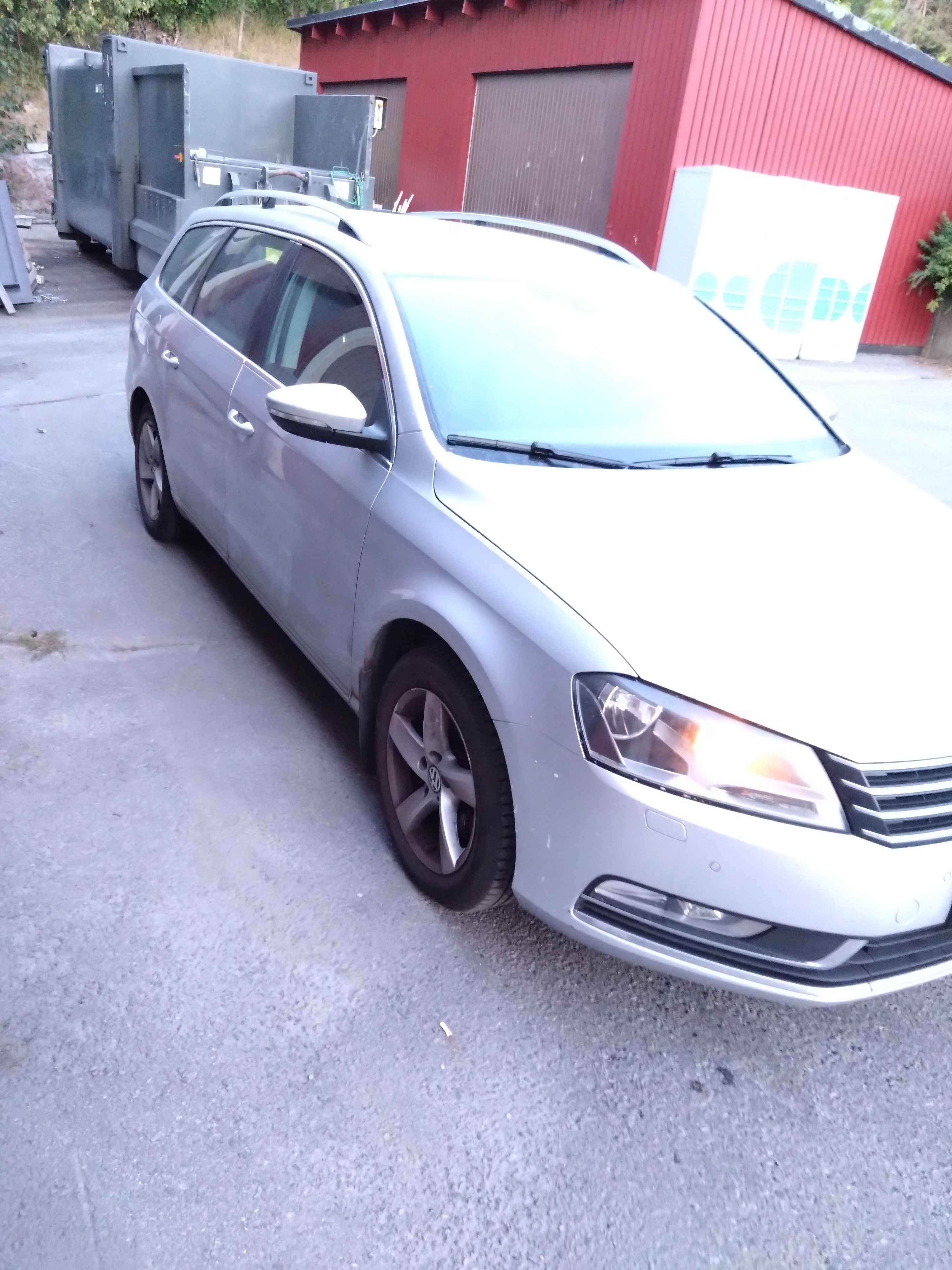 Volkswagen Passat 2012, bild 7/10