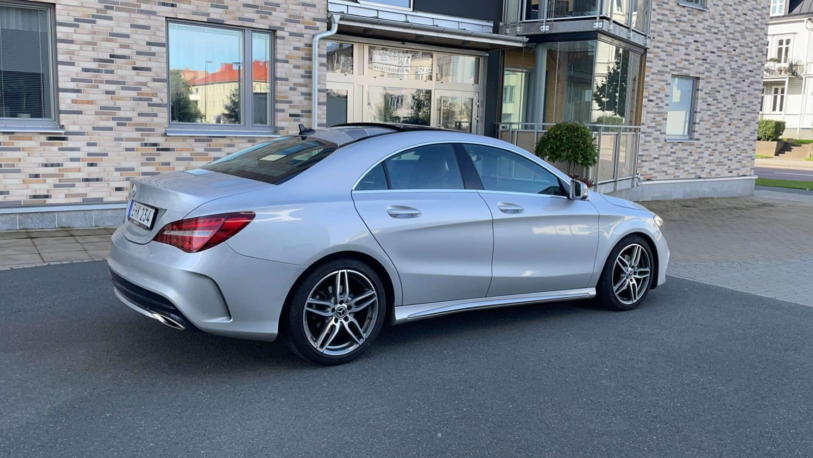 Mercedes-Benz CLA 200 7G-DCT 2019, bild 3/7