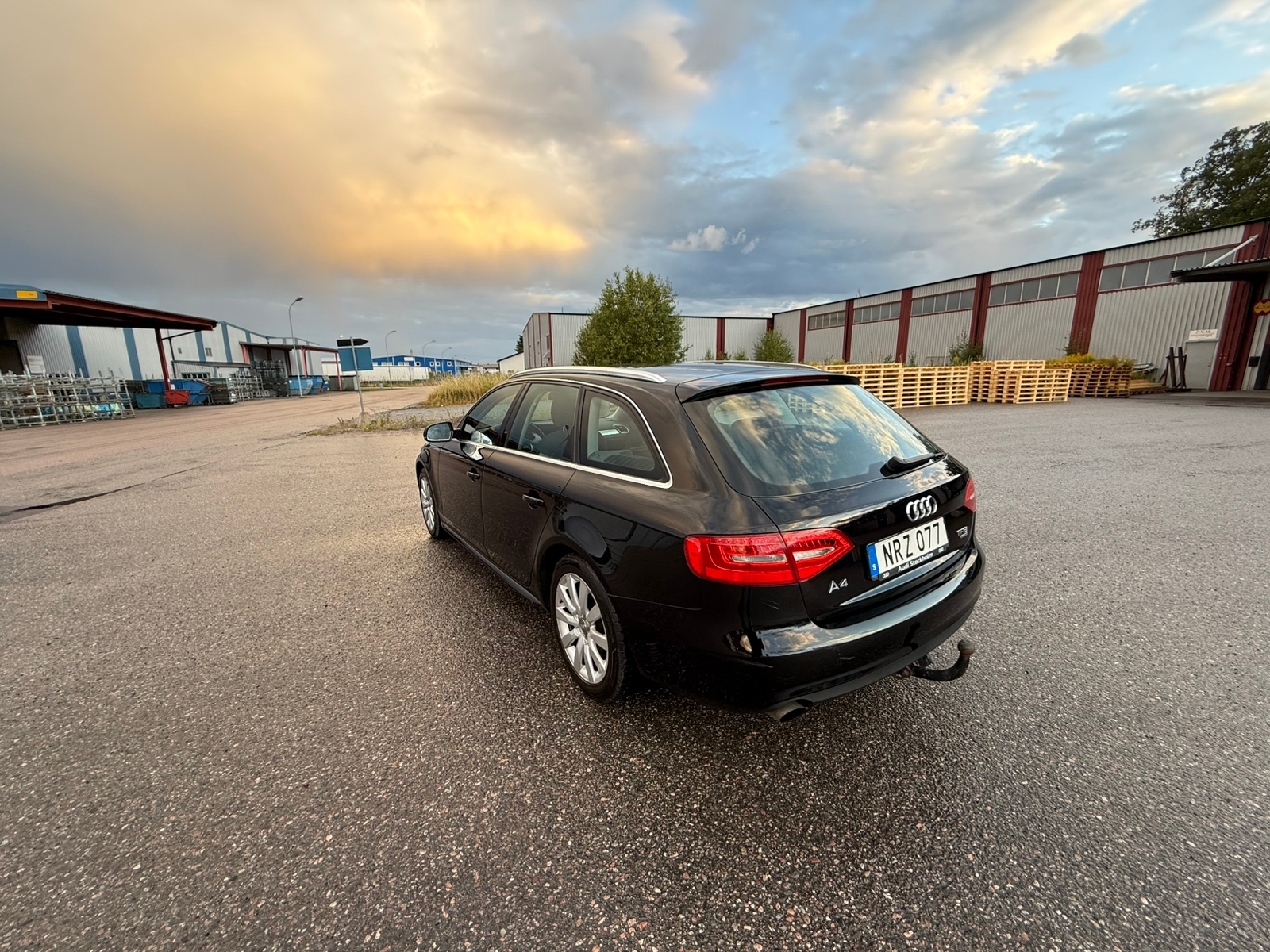 Audi A4 Avant 2.0 TFSI quattro 2013, photo 3/8
