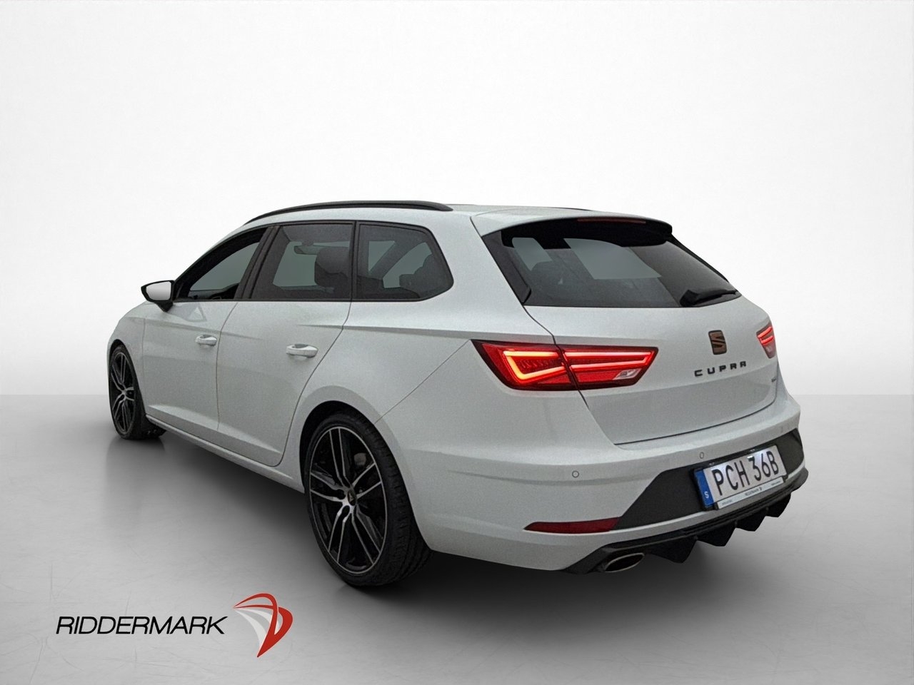 Seat Leon 2.0 TSI 4D Cupra 2020, photo 5/28