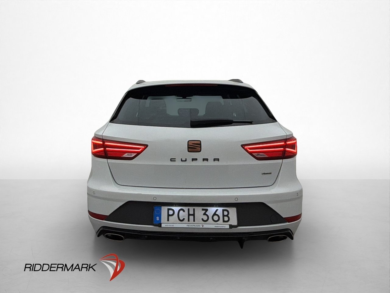 Seat Leon 2.0 TSI 4D Cupra 2020, photo 6/28