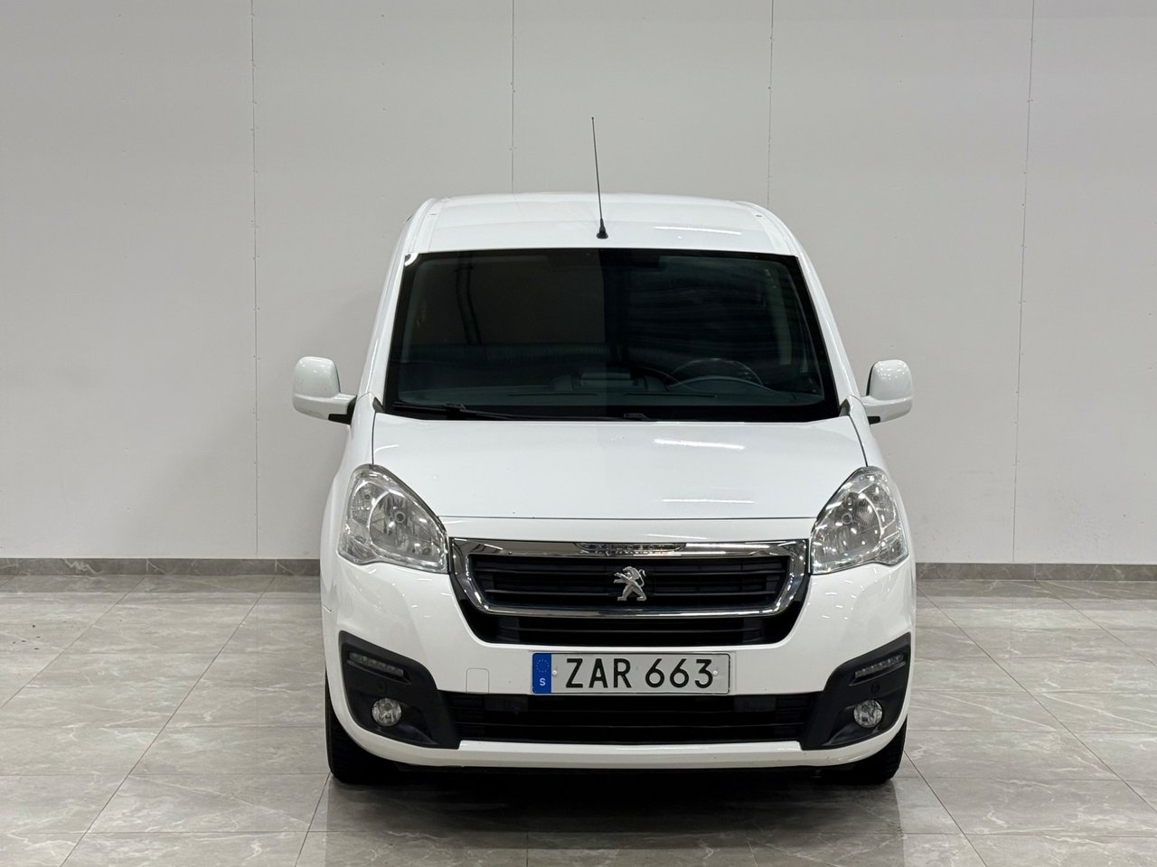 Peugeot Partner 2017, photo 6/10