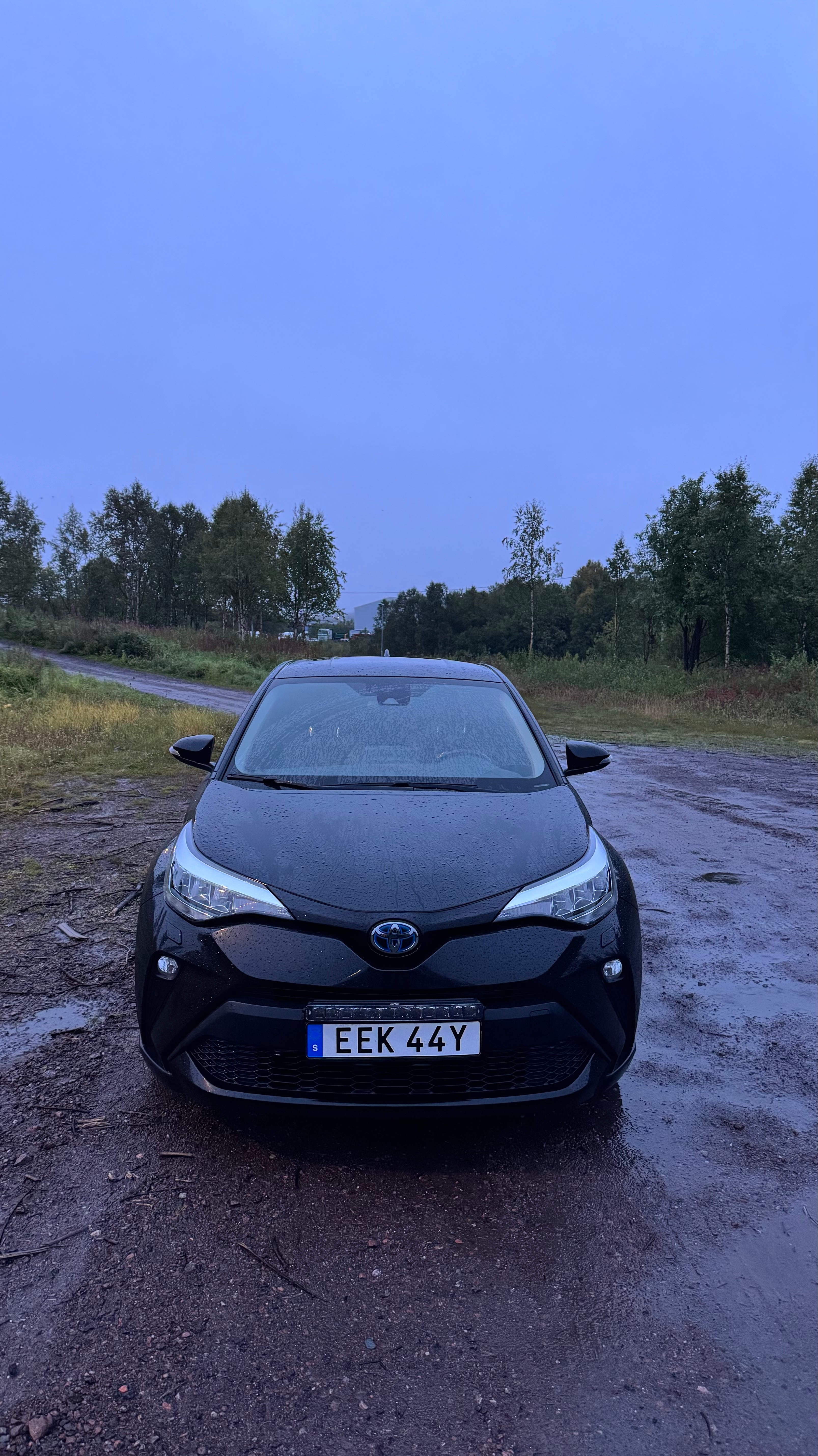 Toyota C-HR Hybrid CVT 2022, bild 2/8