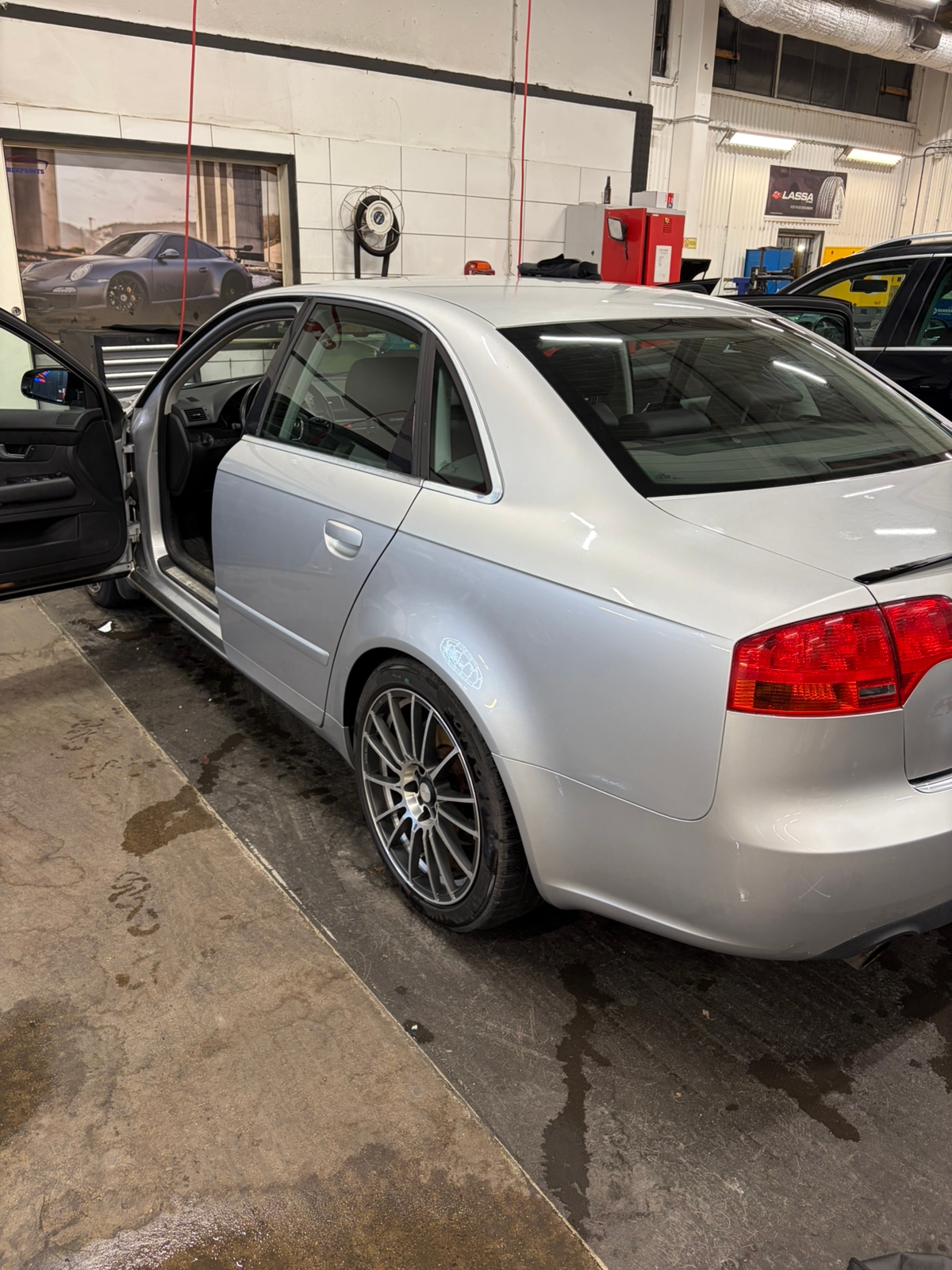 Audi A4 Sedan 2.0 TFSI quattro Manuell 2005, kuva 3/10