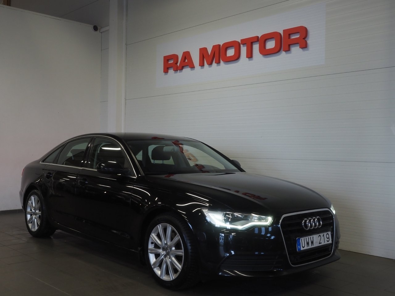 Audi A6 Sedan 2.0 TDI Proline 2014, photo 3/10