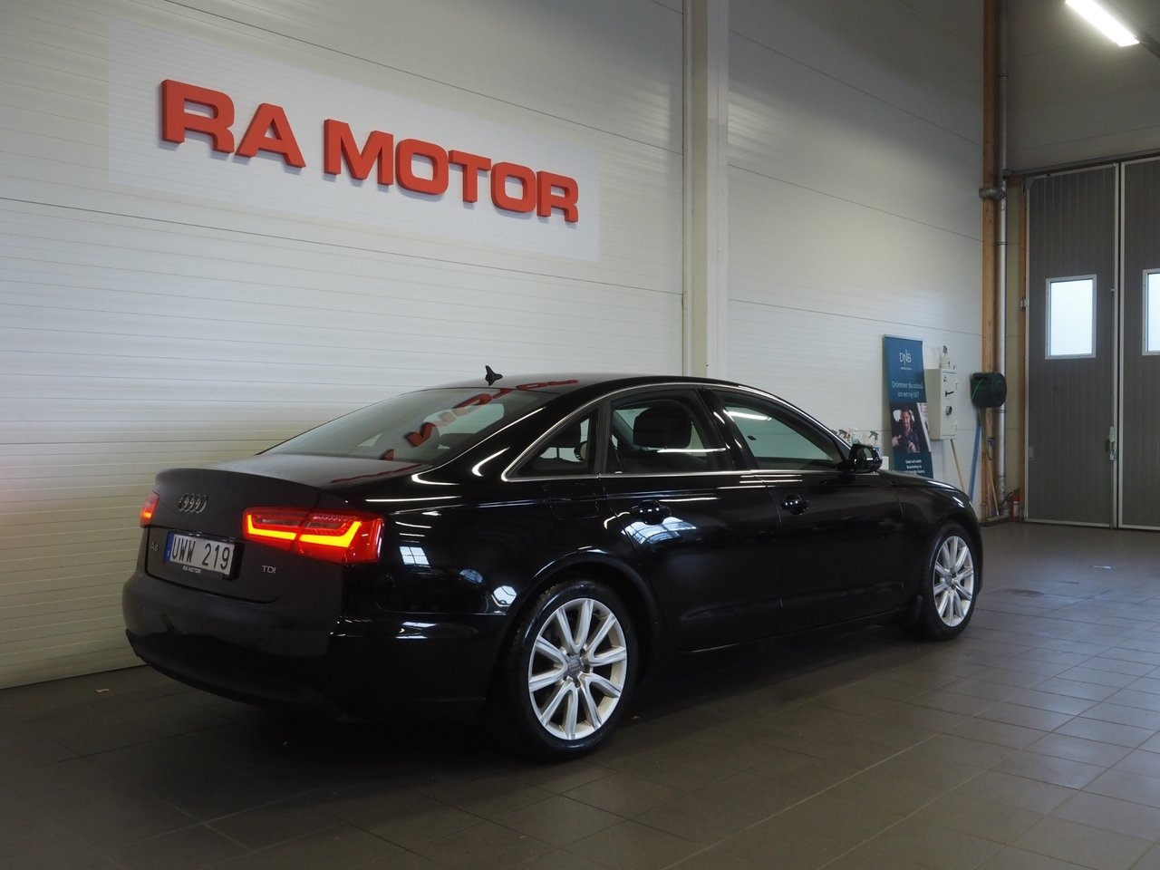 Audi A6 Sedan 2.0 TDI Proline 2014, photo 5/10