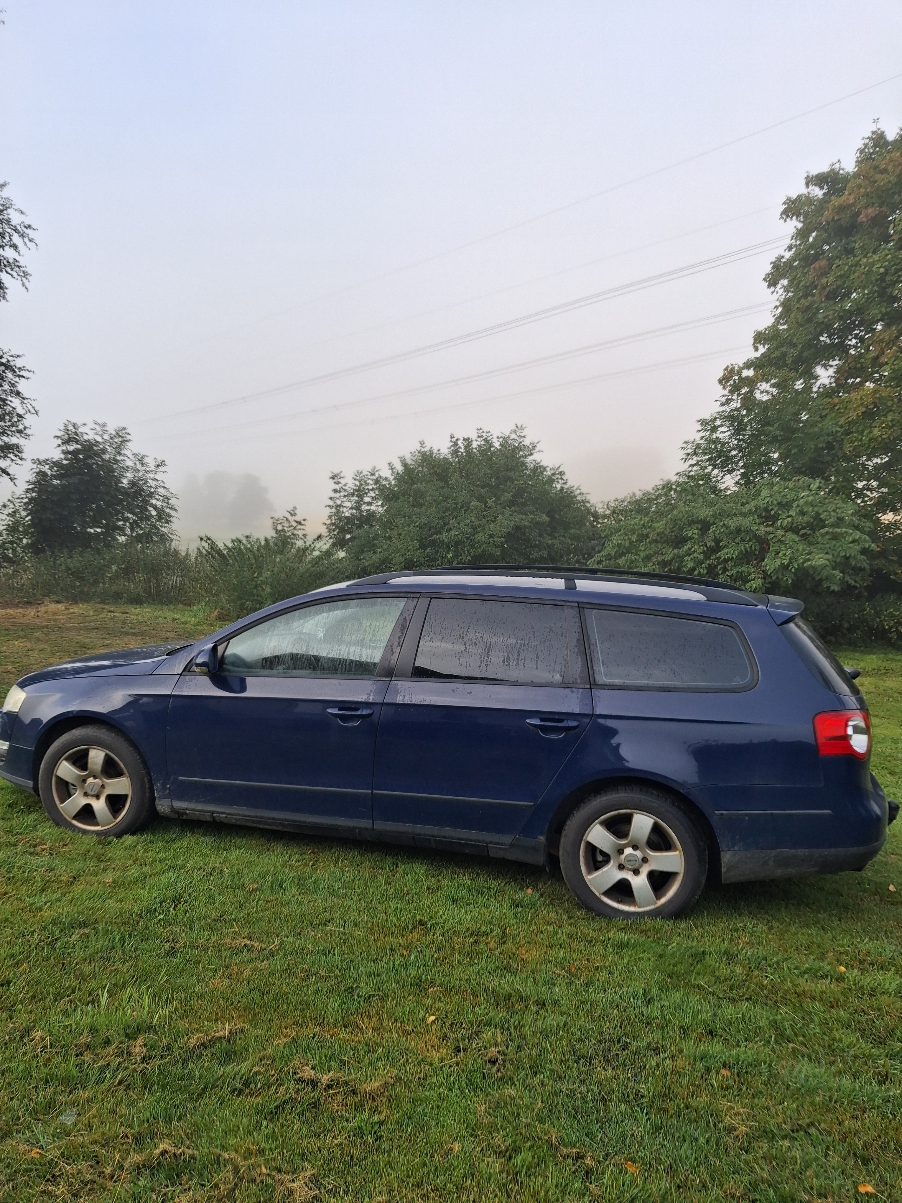 Volkswagen Passat 2010, photo 5/7