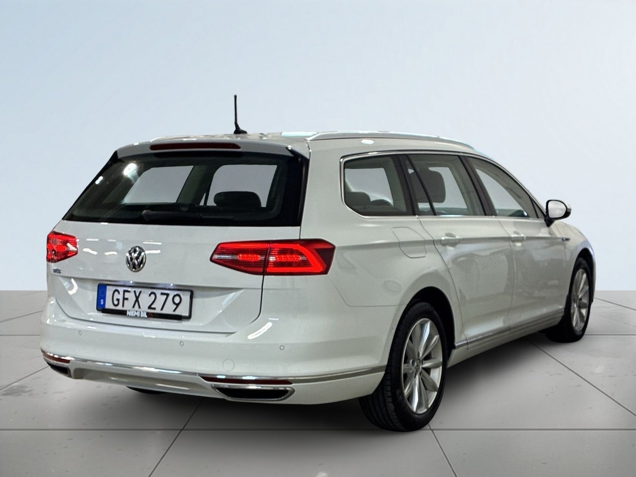 Volkswagen Passat 2018, bild 6/21