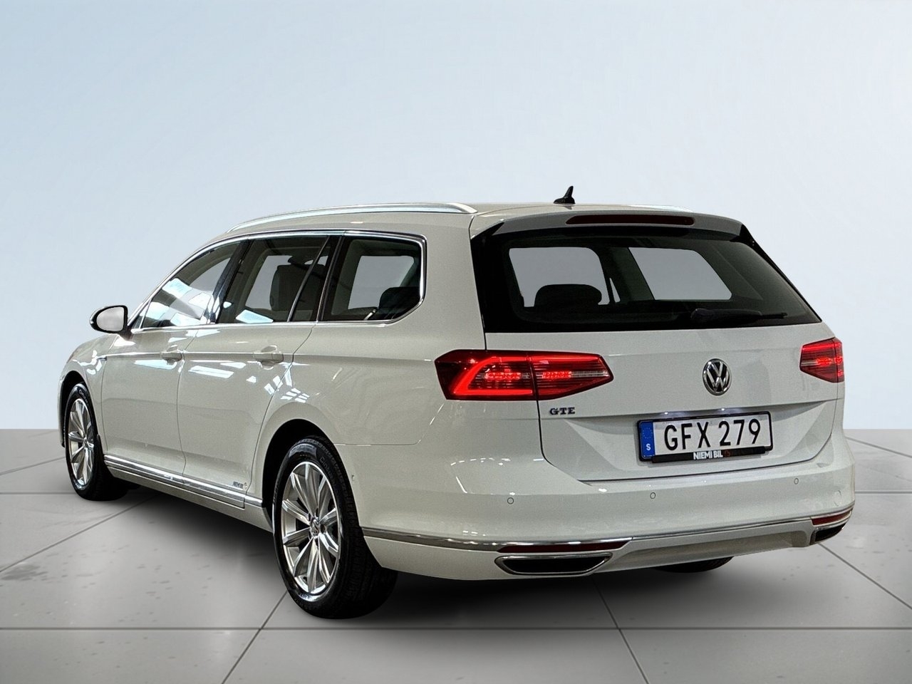 Volkswagen Passat 2018, bild 5/21