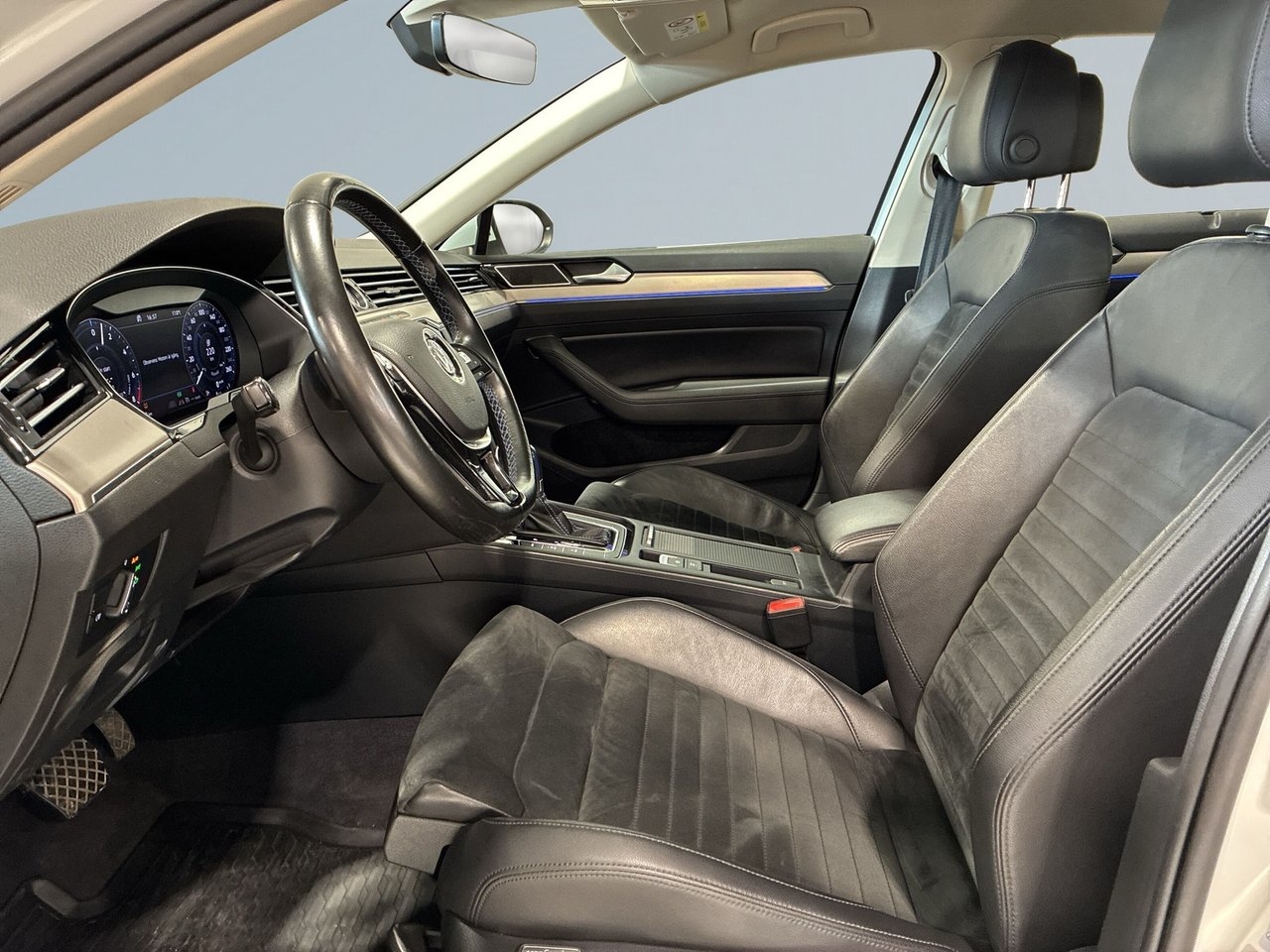 Volkswagen Passat 2018, bild 7/21