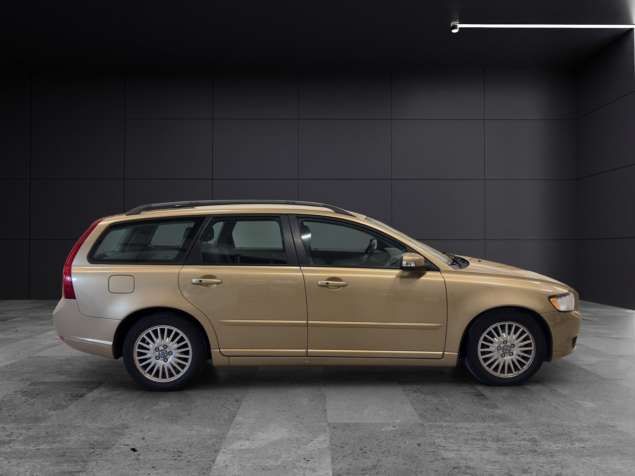 Volvo V50 1.8 Flexifuel Momentum Euro 4 2009, bild 7/10