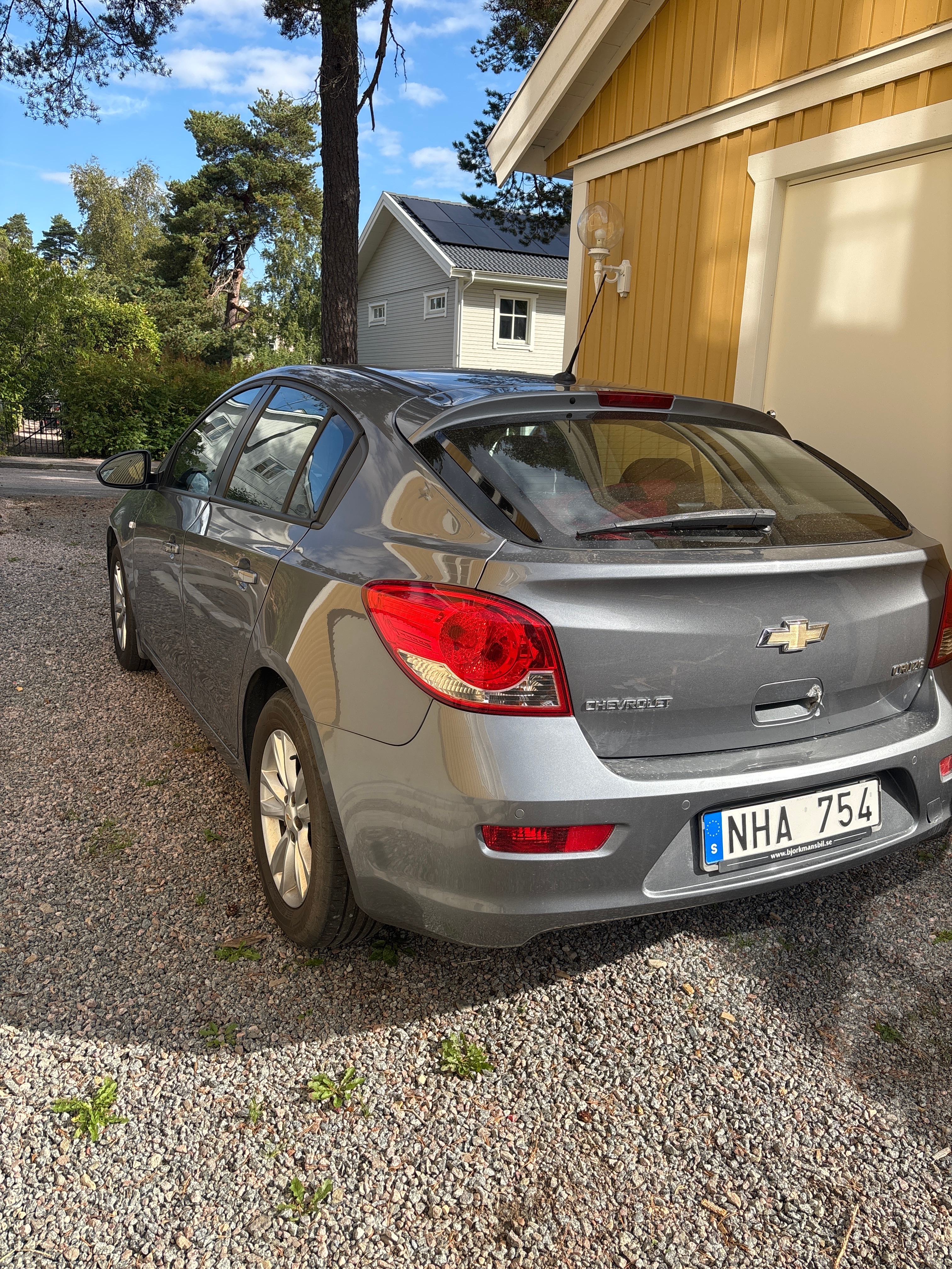 Chevrolet Cruze Halvkombi 1.6 Manuell 2013, bild 3/3