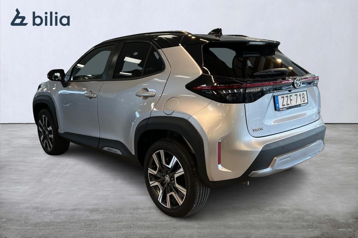 Toyota Yaris Cross 1,5 HYBRID 130 STYLE 2025, bild 2/10