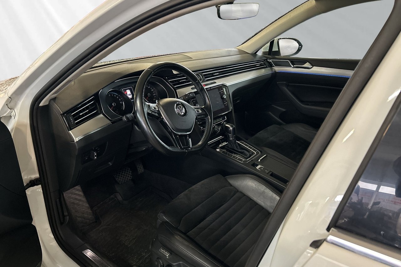 Volkswagen Passat 2018, bild 5/6