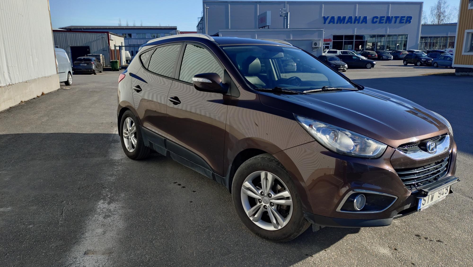 Hyundai ix35 2.0 CRDi 4WD Manuell 2011, bild 2/6