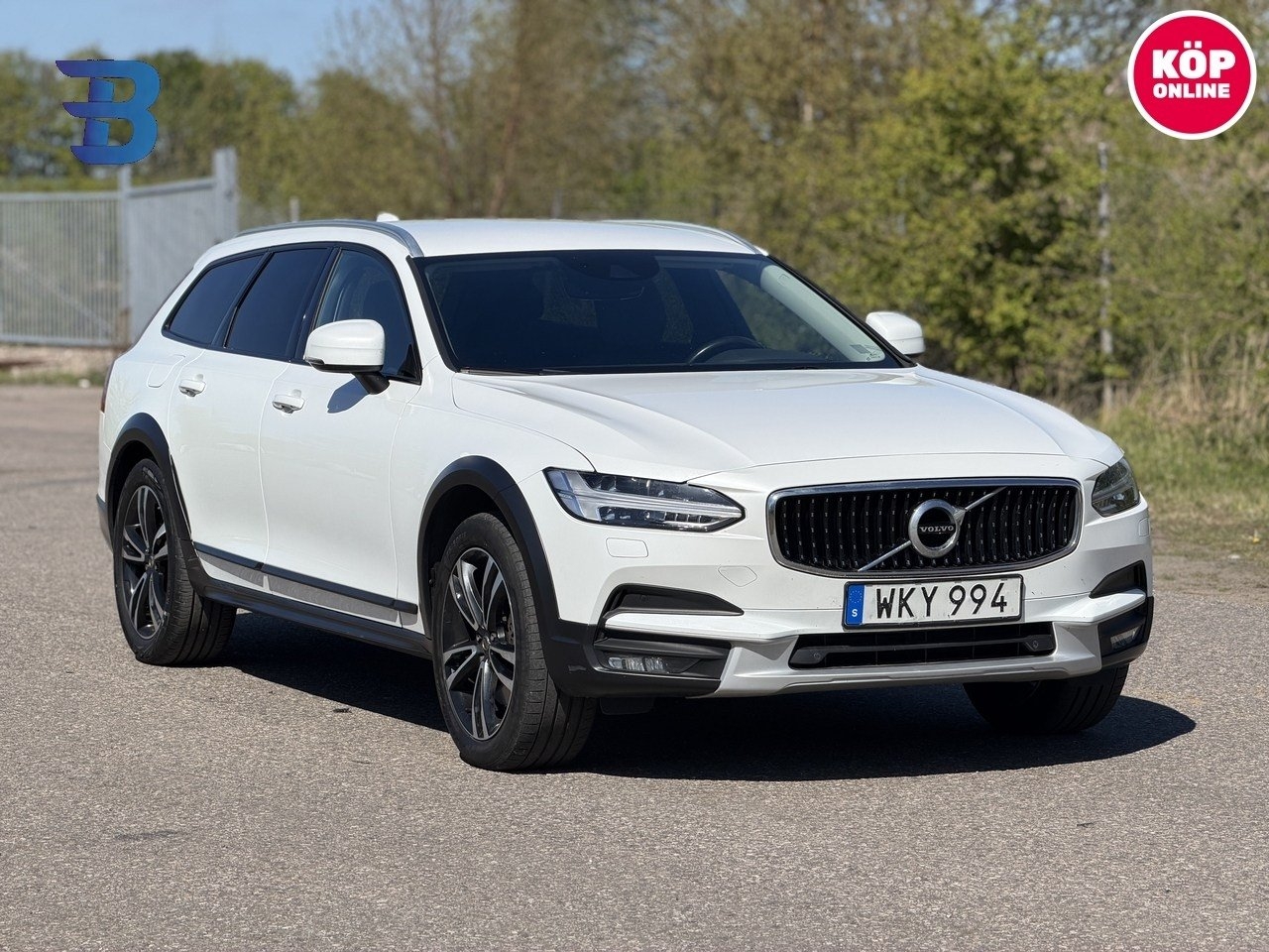Volvo V90 Cross Country