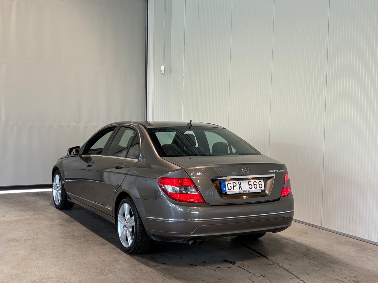 Mercedes-Benz C 2010, photo 6/10