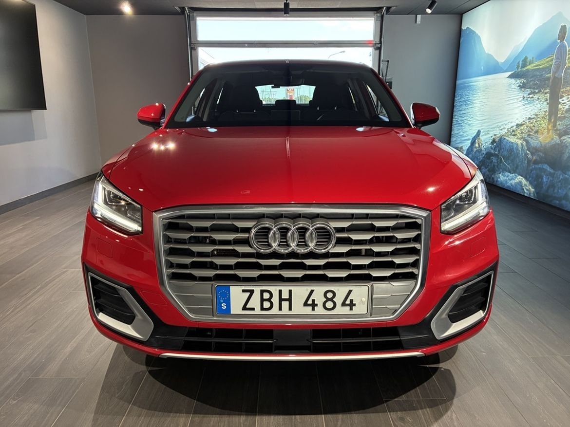 Audi Q2 2018, photo 7/14
