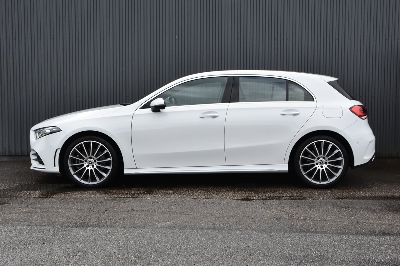 Mercedes-Benz A 250 e AMG Premium Plus 2022, bild 6/10