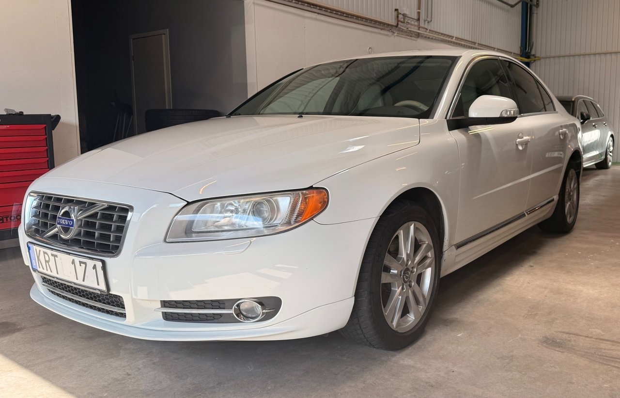 Volvo S80