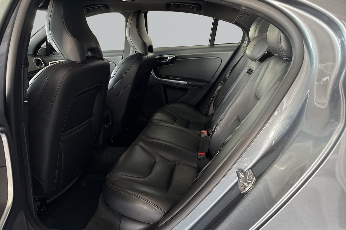 Volvo S60 Cross Country 2017, kuva 7/21