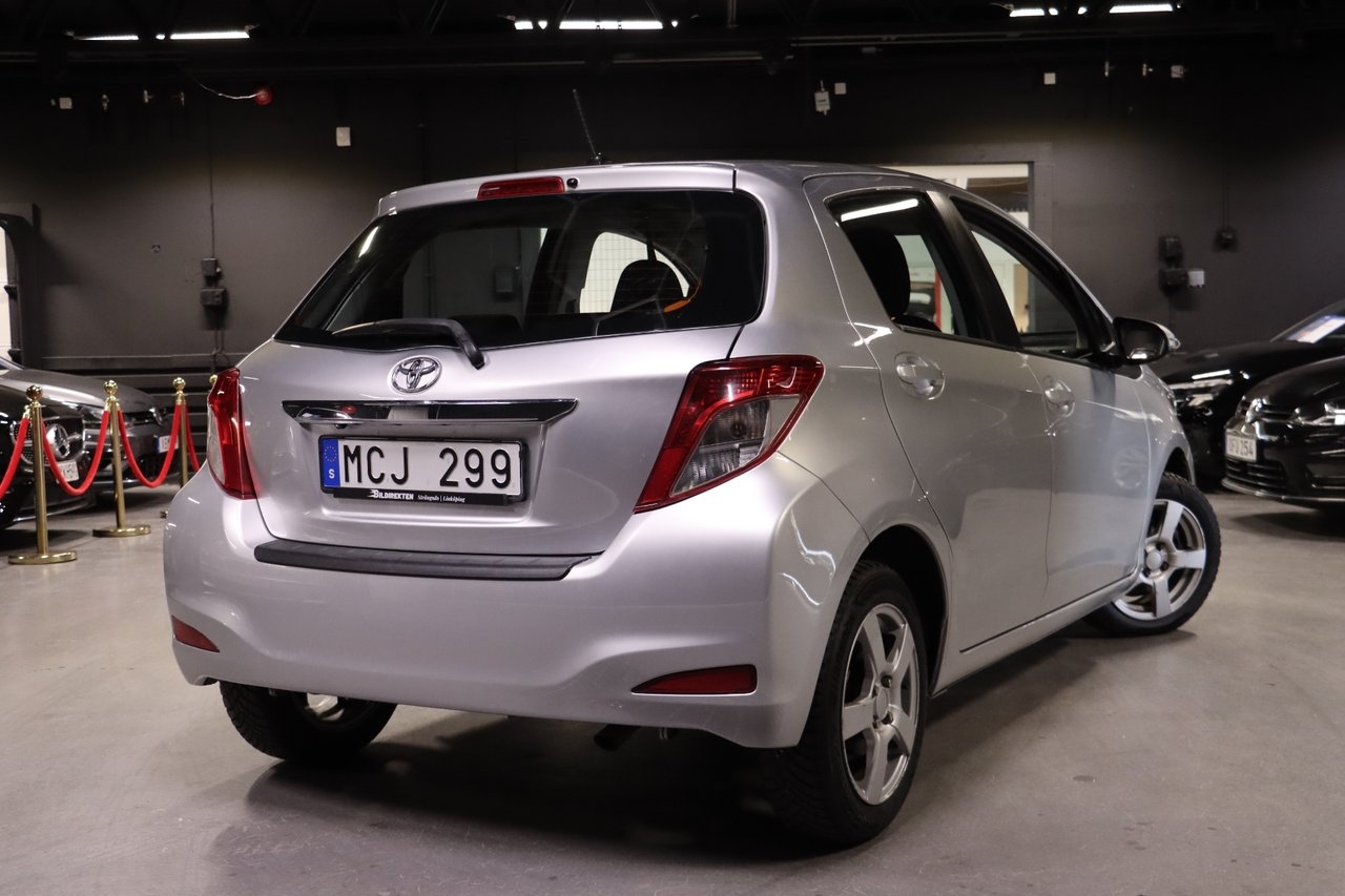 Toyota Yaris 2011, bild 5/10