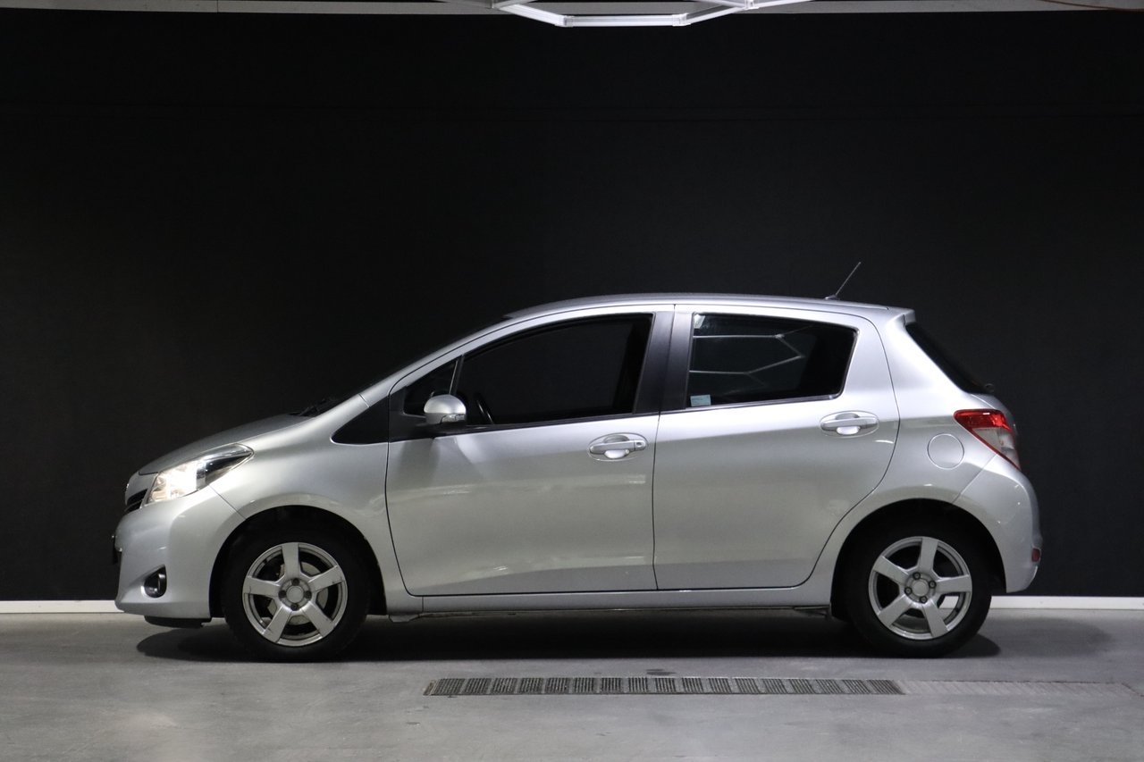 Toyota Yaris 2011, bild 6/10