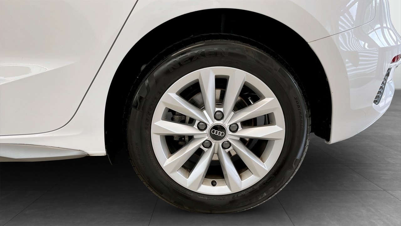 Audi A3 2024, photo 6/10