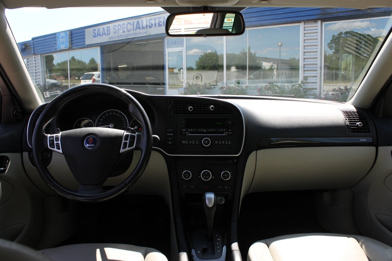 Saab 9-3 1.8t Vector Aut. SportCombi 2009, photo 7/10