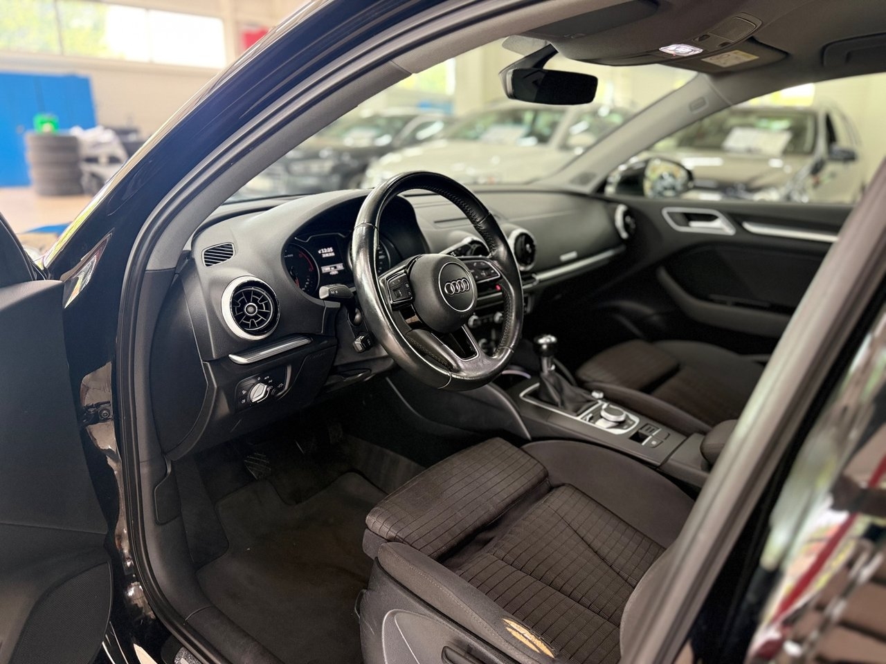 Audi A3 Sedan 1.6 TDI Comfort 2017, bild 7/10