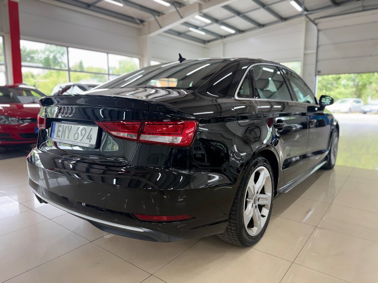 Audi A3 Sedan 1.6 TDI Comfort 2017, bild 4/10