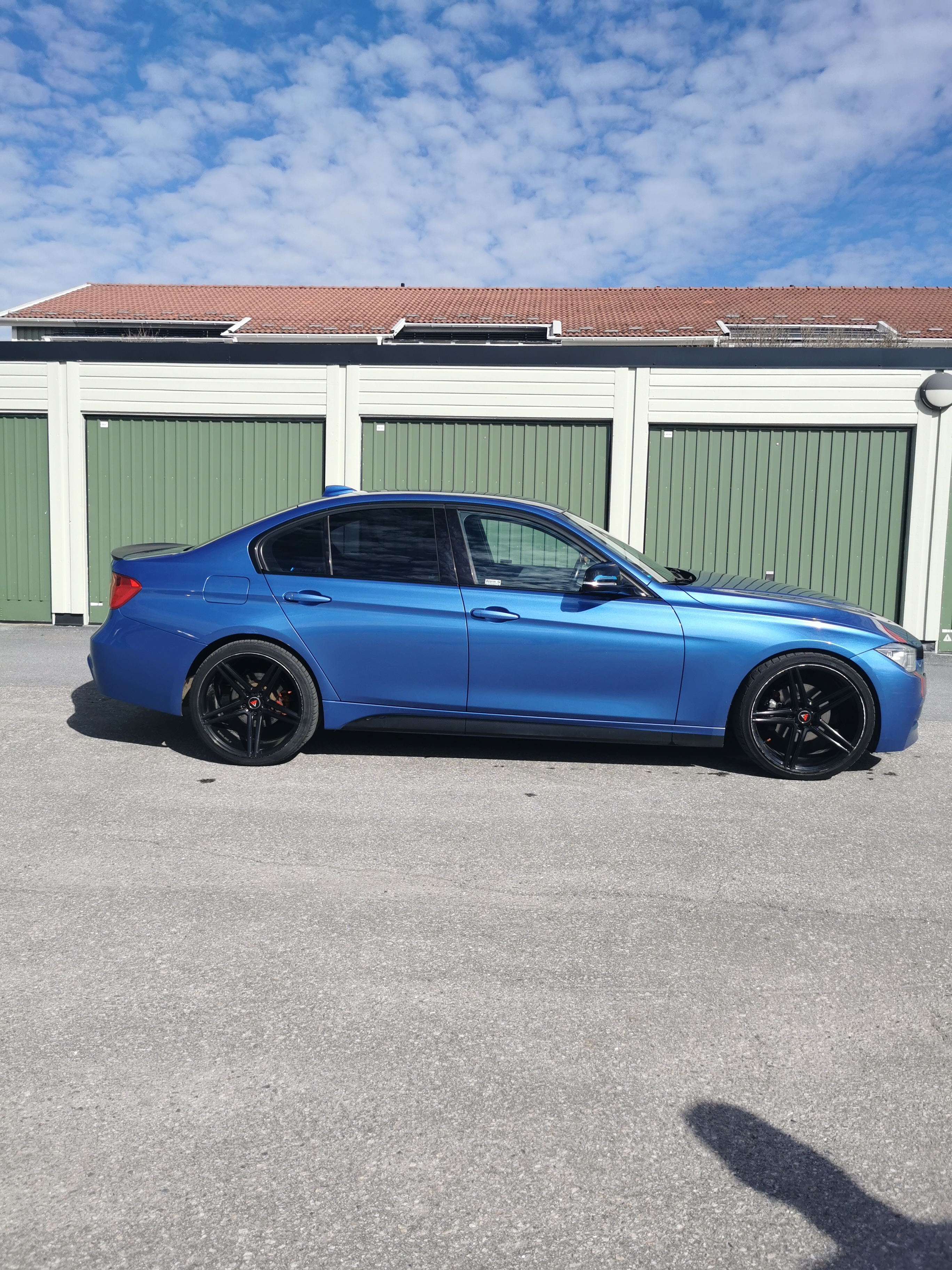 BMW 320 d Sedan Manuell 2014, kuva 4/10