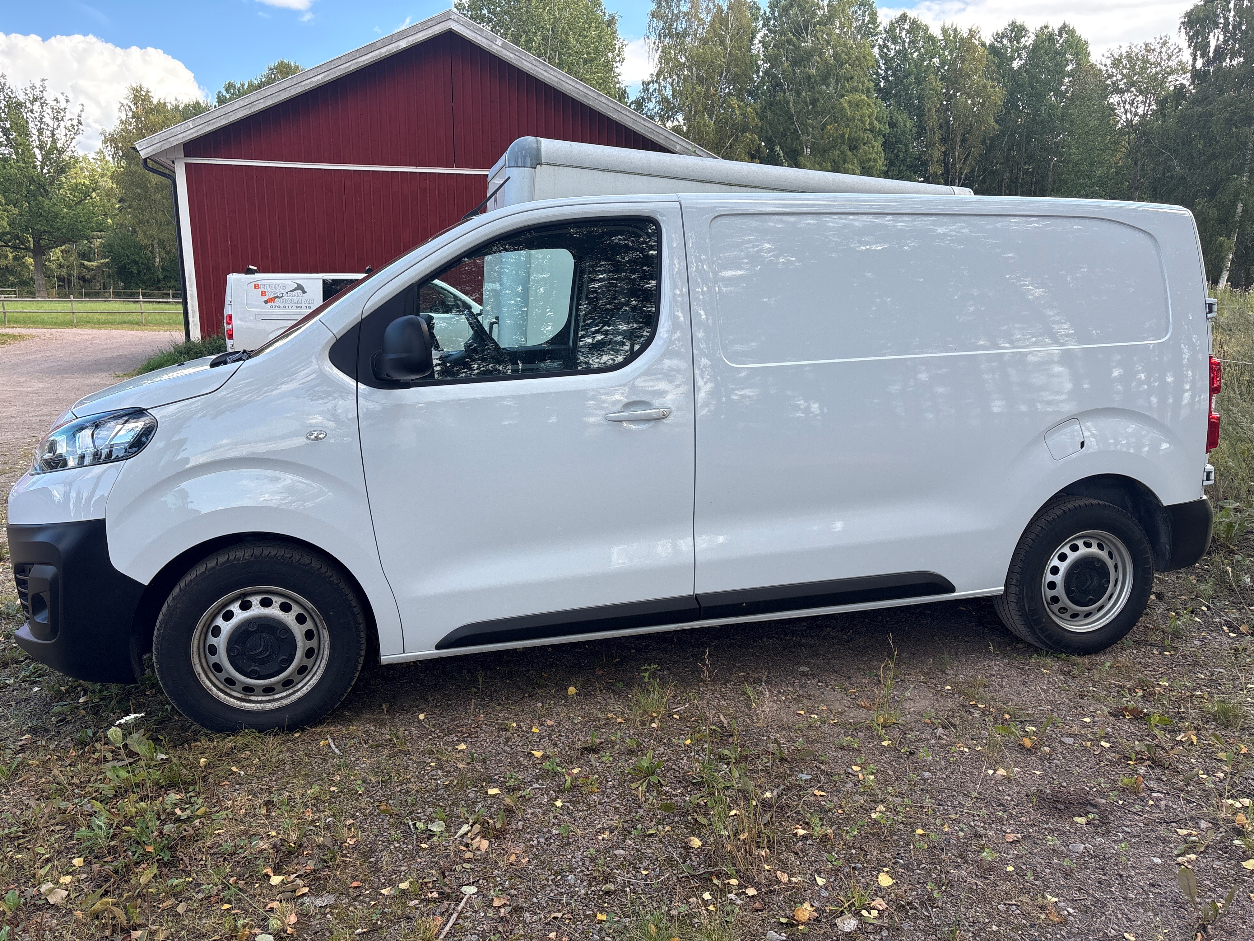 Citroen Jumpy Van IP 2.0 BlueHDi 145 EAT 2023, bild 3/9