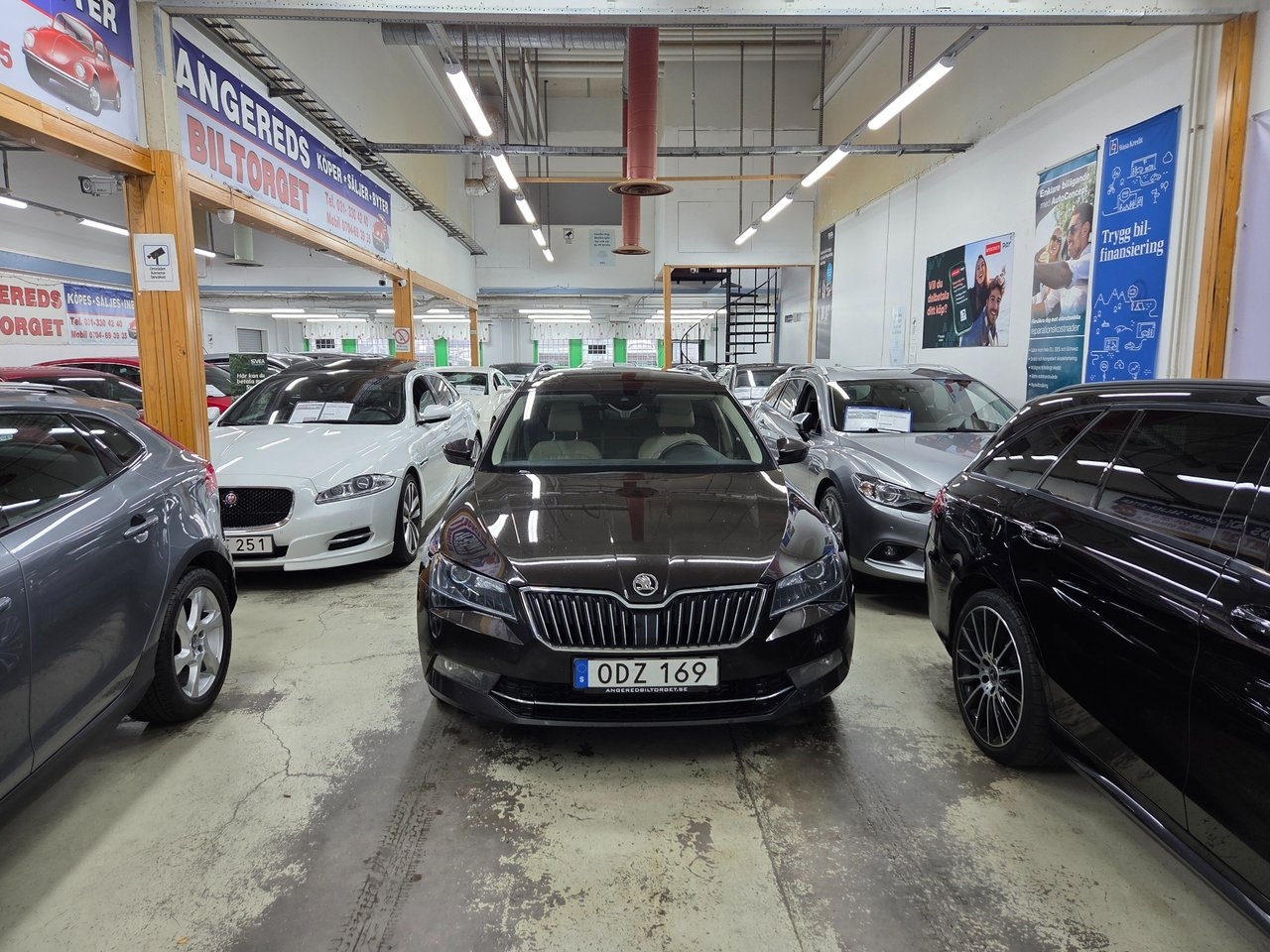 Skoda Superb 2017, bild 7/18