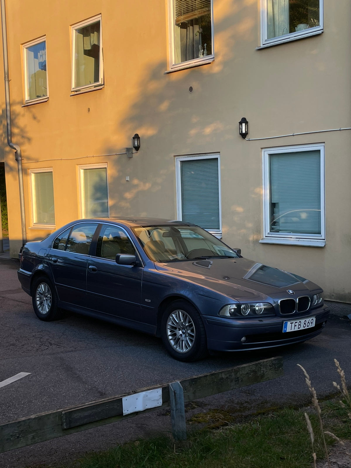 BMW 530 i Sedan Manuell 2002, bild 3/5