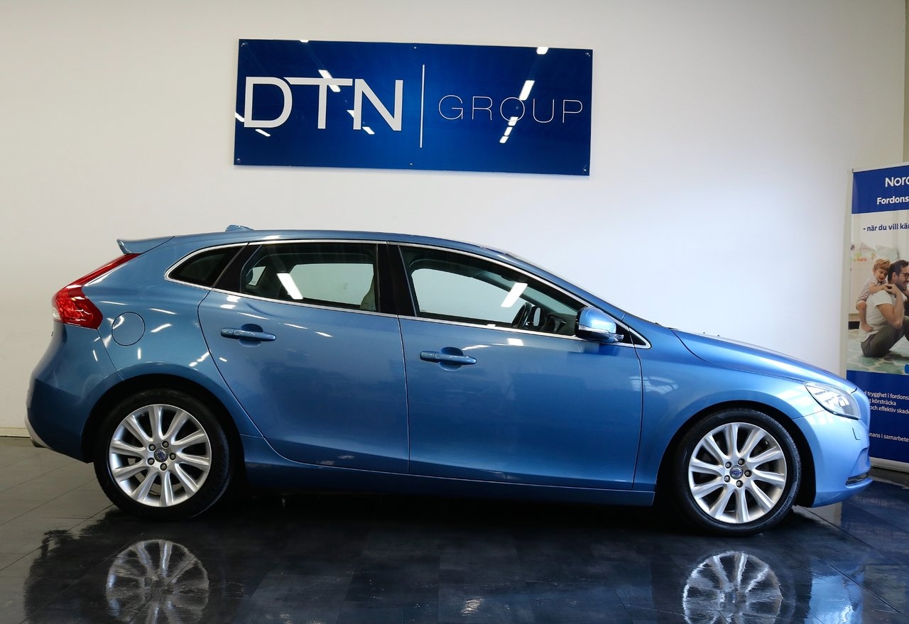 Volvo V40