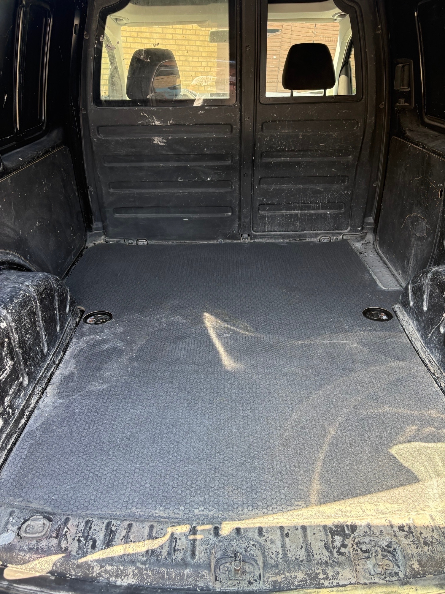 Volkswagen Caddy 2016, kuva 5/5