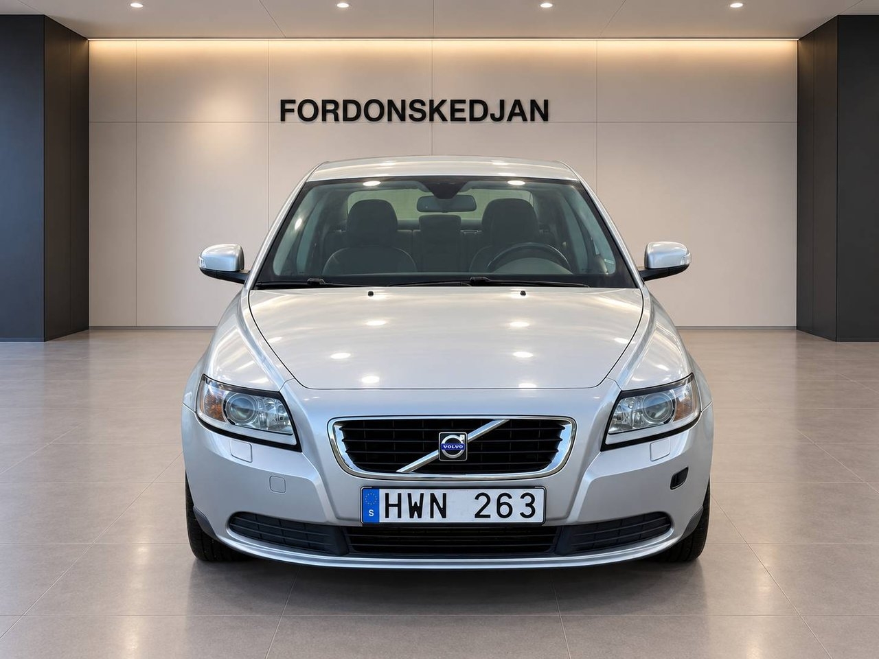 Volvo S40 1.8 Flexifuel Kinetic Besiktad 2009, bild 2/14