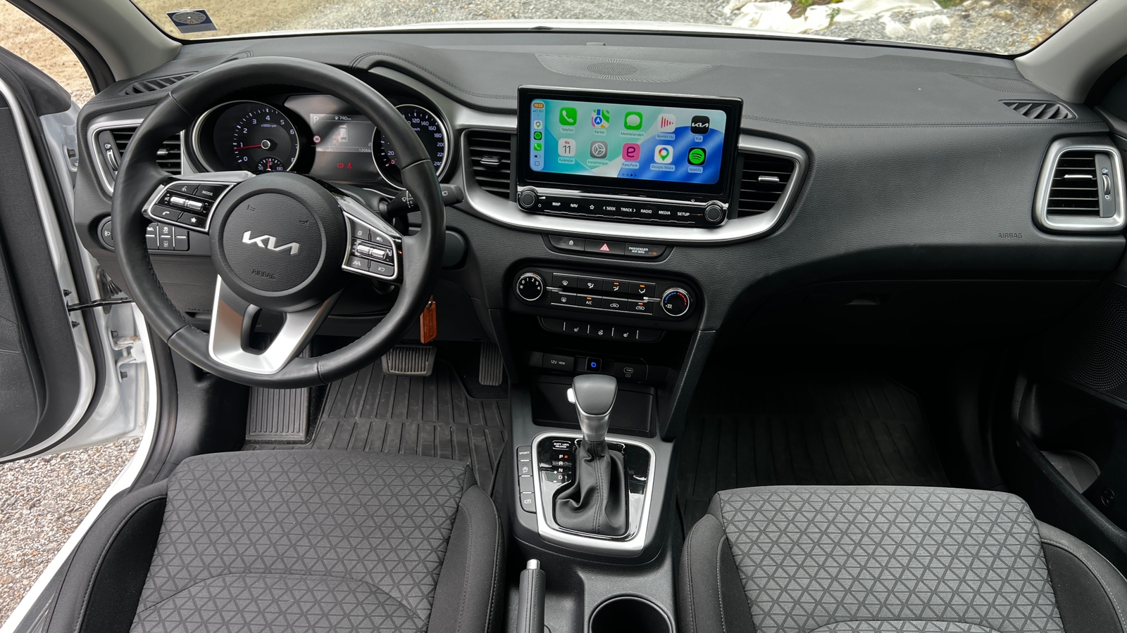 Kia Ceed Sportswagon 1.5 T-GDI DCT 2025, bild 6/9