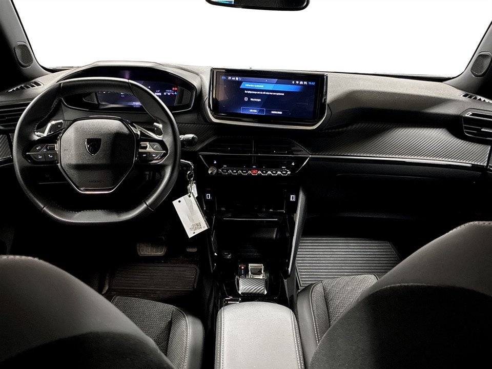Peugeot 2008 Allure 1.2 PT 130hk 2025, kuva 6/10