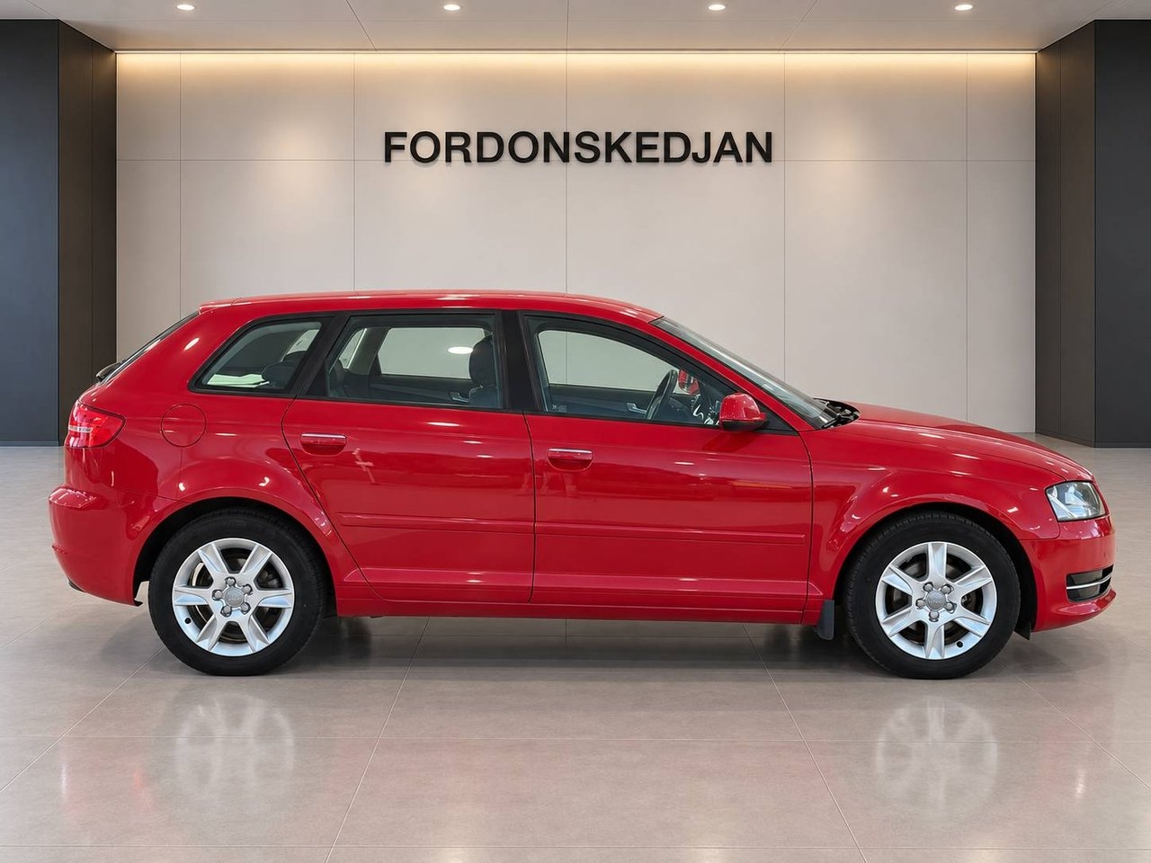 Audi A3 Sportback 1.6 TDI S Tronic 2011, bild 4/15