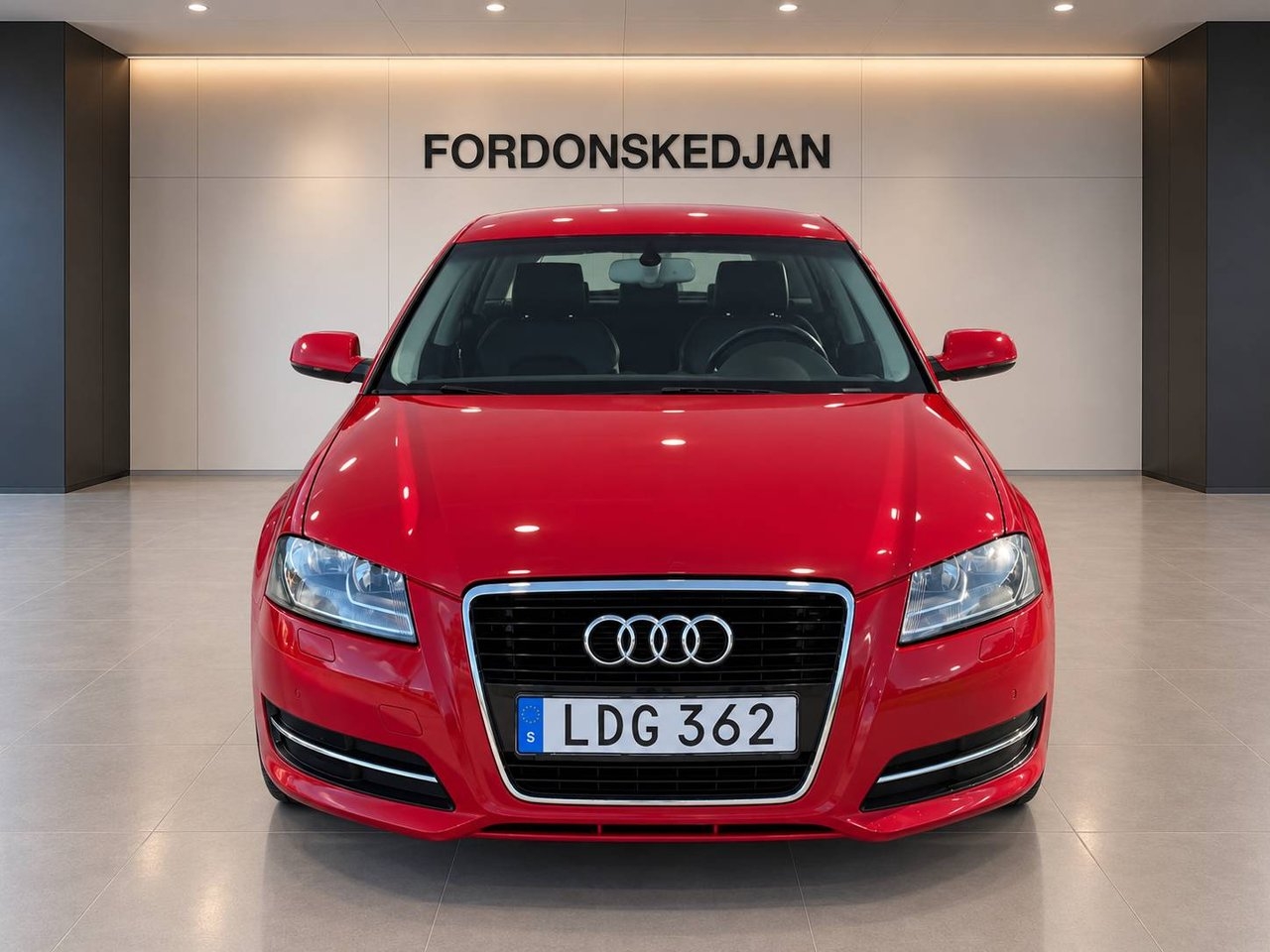 Audi A3 Sportback 1.6 TDI S Tronic 2011, bild 2/15