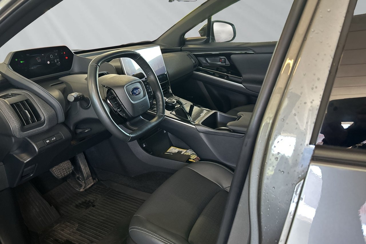 Subaru Solterra 72.6 kWh AWD 2024, bild 5/6