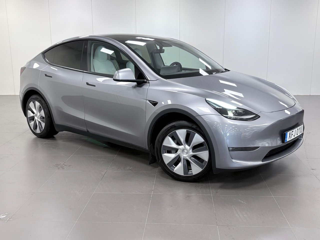 Tesla Model Y 2023, bild 3/17