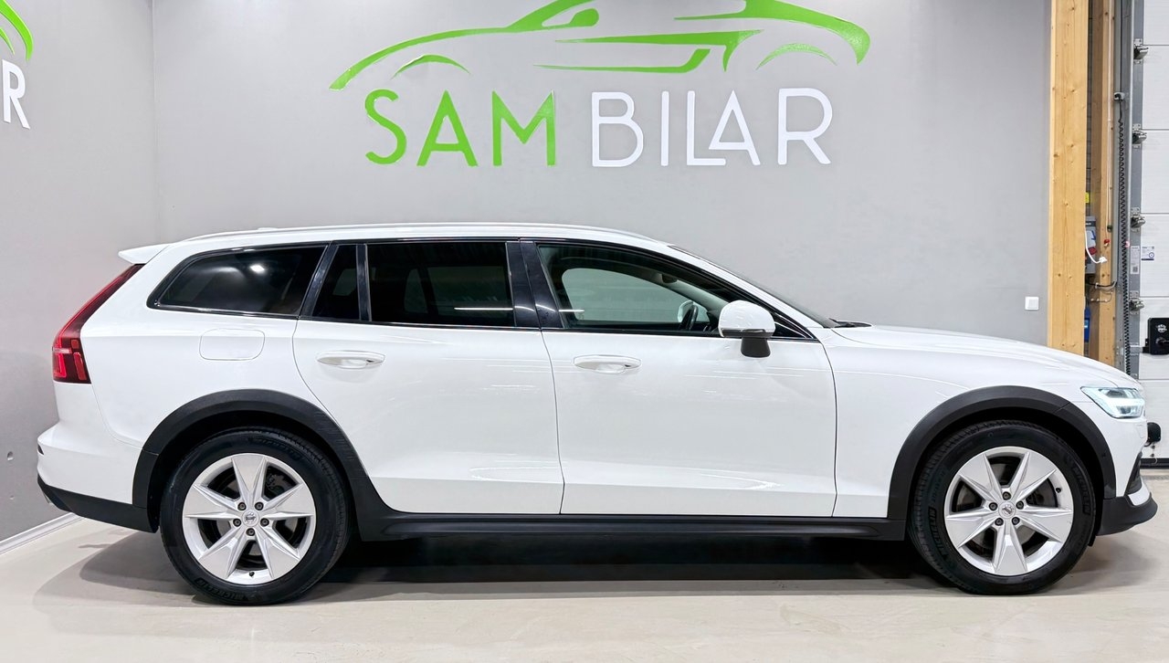 Volvo V60 Cross Country 2022, bild 3/10