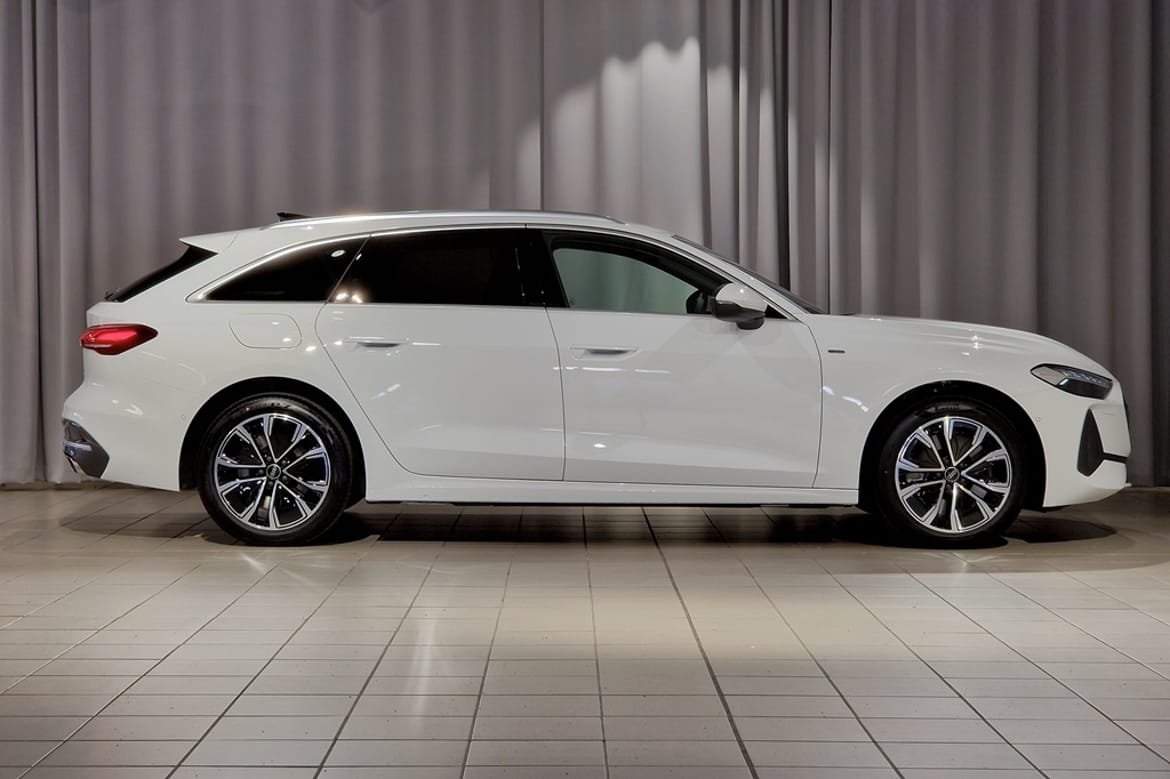 Audi A5 E-HYBRID QUATTRO 220 KW S TRONIC 2026, bild 3/16