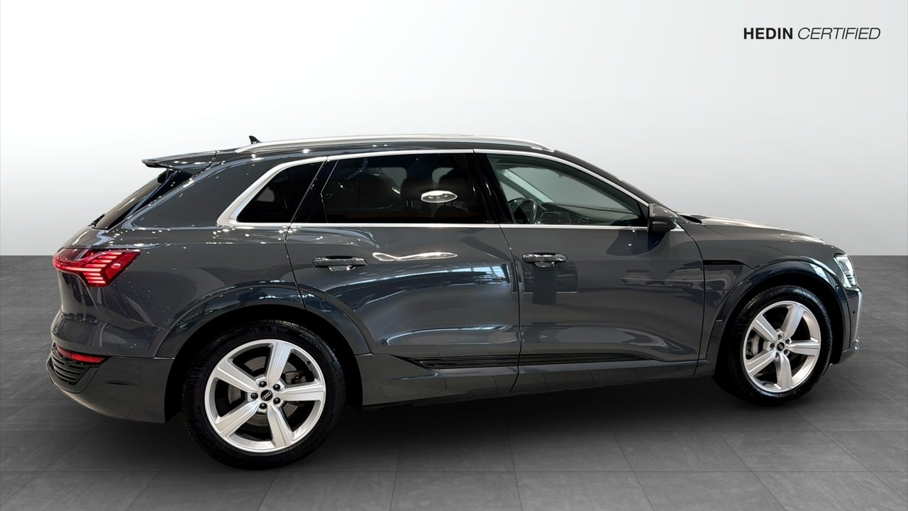 Audi Q8 e-tron 50 E-Tron Quattro 2024, photo 4/20